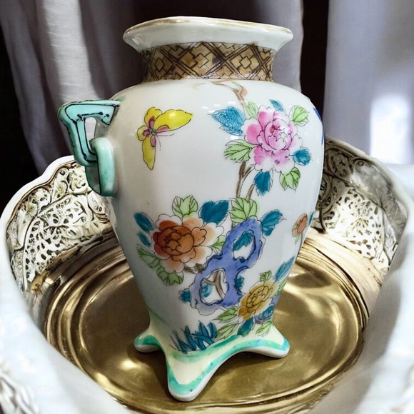 Rare Antique Nippon Porcelain Hand Painted Dual Handle Vase - Picture 4 of 12